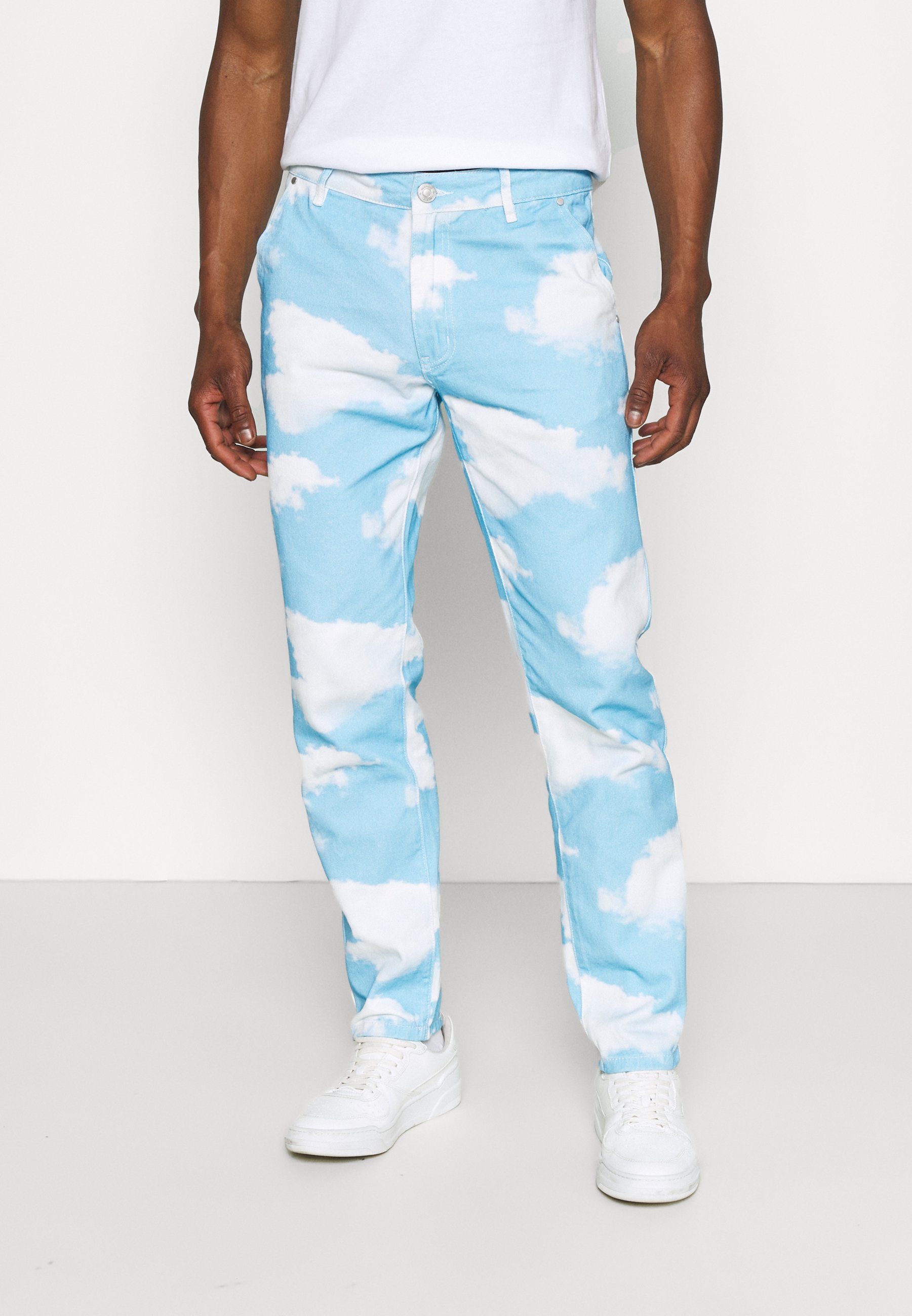 Mennace CLOUD DYE - Straight leg jeans 