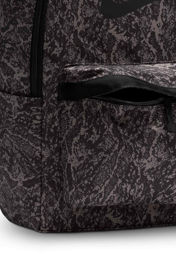 HERITGE -SNAKE - Rucksack2