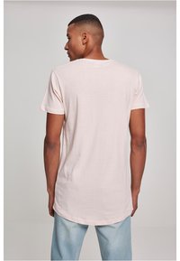 Urban Classics SHAPED LONG - Basic póló - pink