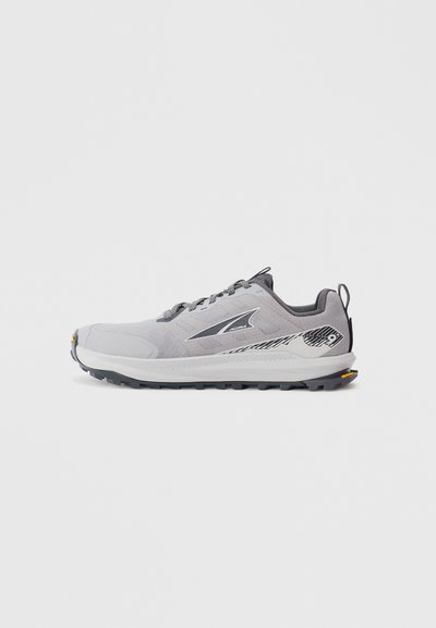 Altra LONE PEAK 9