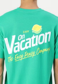 On Vacation LEMONADE UNISEX - Μπλουζάκι με στάμπα - mint leaf