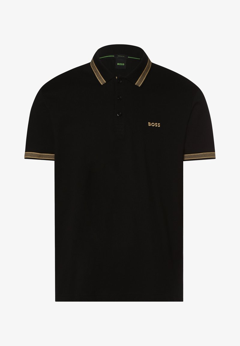 Polo noir à manches courtes avec bordures dorées sur le col et les manches, trois boutons, et logo "BOSS" doré sur la poitrine gauche.
