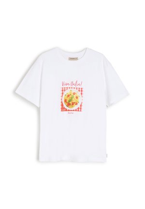 Biała bawełniana koszulka z krótkimi rękawami i okrągłym dekoltem. Zawiera kolorową grafikę przedstawiającą jedzenie z napisem "Viva Italia!" na tle w czerwoną kratkę.