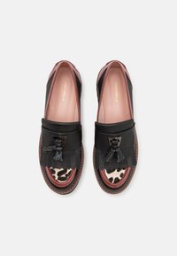 Coccinelle Sapatos sem atacadores - black