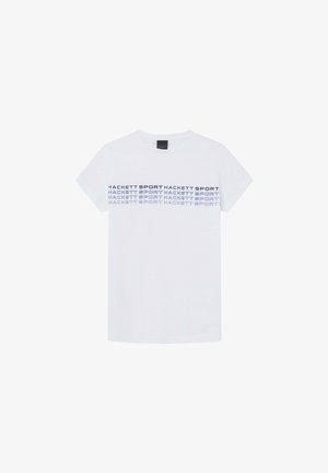 Bijela pamučna majica s natpisom "HACKETT SPORT" u plavom ponavljajućem printu na prsima. Kratki rukavi i dizajn s okruglim izrezom.