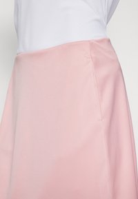 Peak Performance PLAYER SKIRT - Spordiseelik - warm blush
