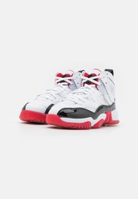 Jordan JUMPMAN TWO TREY (GS) - Basketball shoes - white/black/gym red
