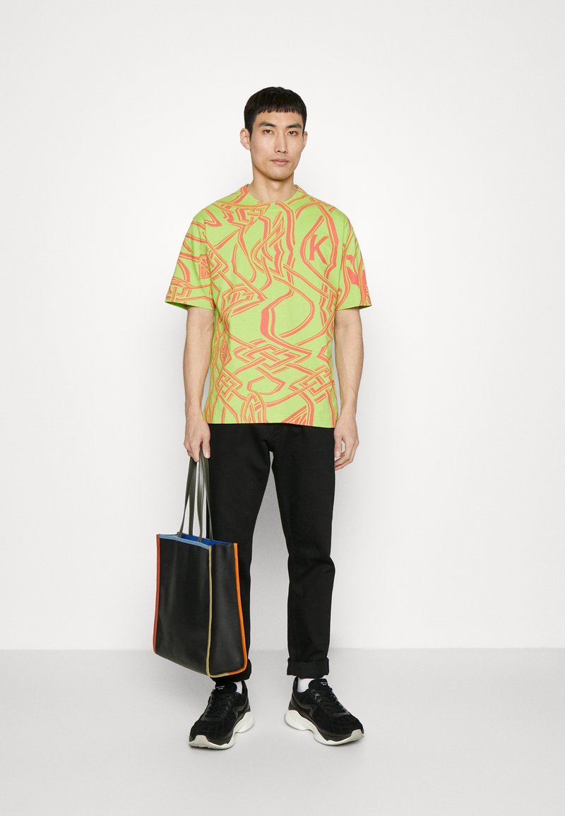 KOCHÉ UNISEX - Majica kratkih rukava s printom - green