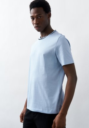 BOSS TEE - Βασικό μπλουζάκι - open blue