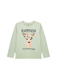 Lichtgroene longsleeve T-shirt van zachte katoen. Heeft een hertgrafiek met bloemen en de tekst "HAPPINESS IS ALWAYS MY MOOD."