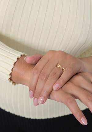 CROSSED BASIC - Ring - gold