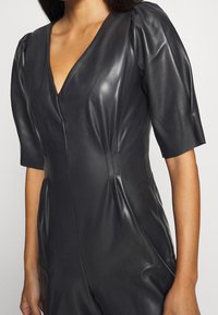 Guess Jumpsuit - black
