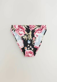 Kwiatowe majtki bikini z dużymi różowymi piwoniami na czarnym tle, z kontrastującymi jasnoniebieskimi akcentami i fakturowanym wykończeniem.