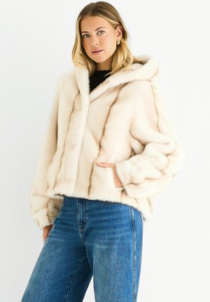 Winter jacket - cream