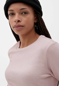 QS Langarmshirt - pfirsich
