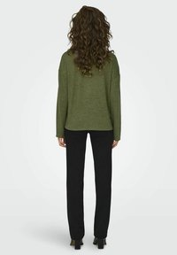 JDY V-AUSSCHNITT - Strickpullover - winter moss
