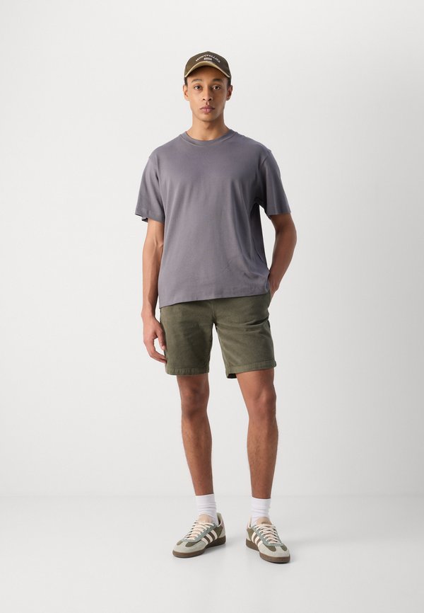 EXCLUSIVE - Shorts - olive4