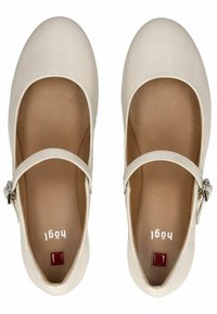 Scarpe Mary Jane in pelle bianca con punte arrotondate, cinturino regolabile e una piccola fibbia argentata. L'interno presenta una soletta color marrone chiaro con il marchio.