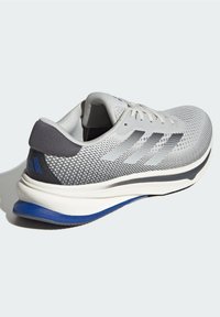 adidas Performance SUPERNOVA RISE - Hardloopschoenen voor op de weg - orbit grey   grey five   royal blue