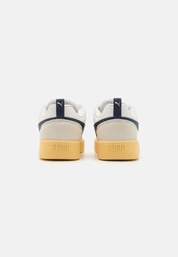 Puma Skeittikengät - white