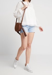 VILA Pusero - off-white