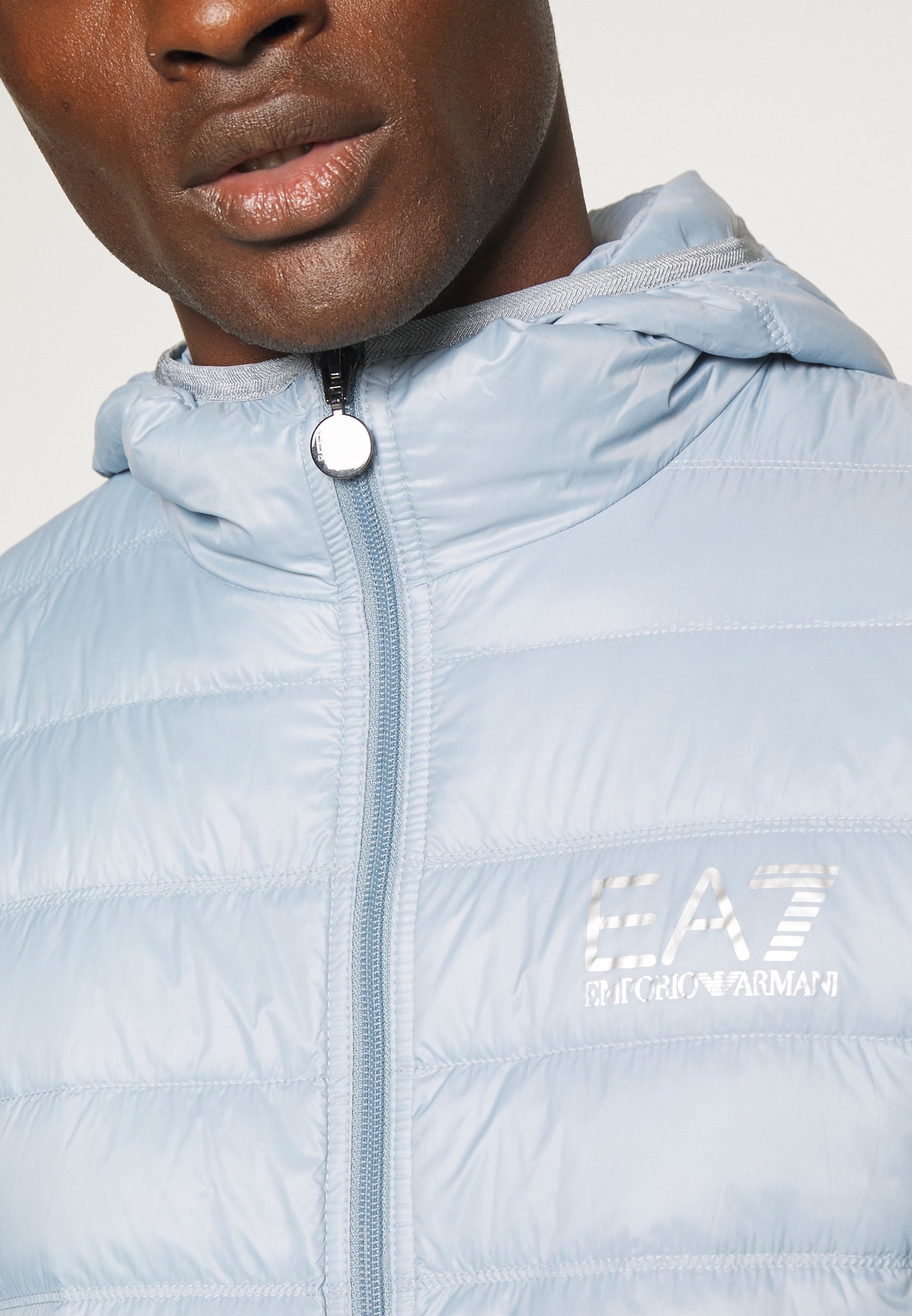 EA7 Emporio Armani Down jacket - light 
