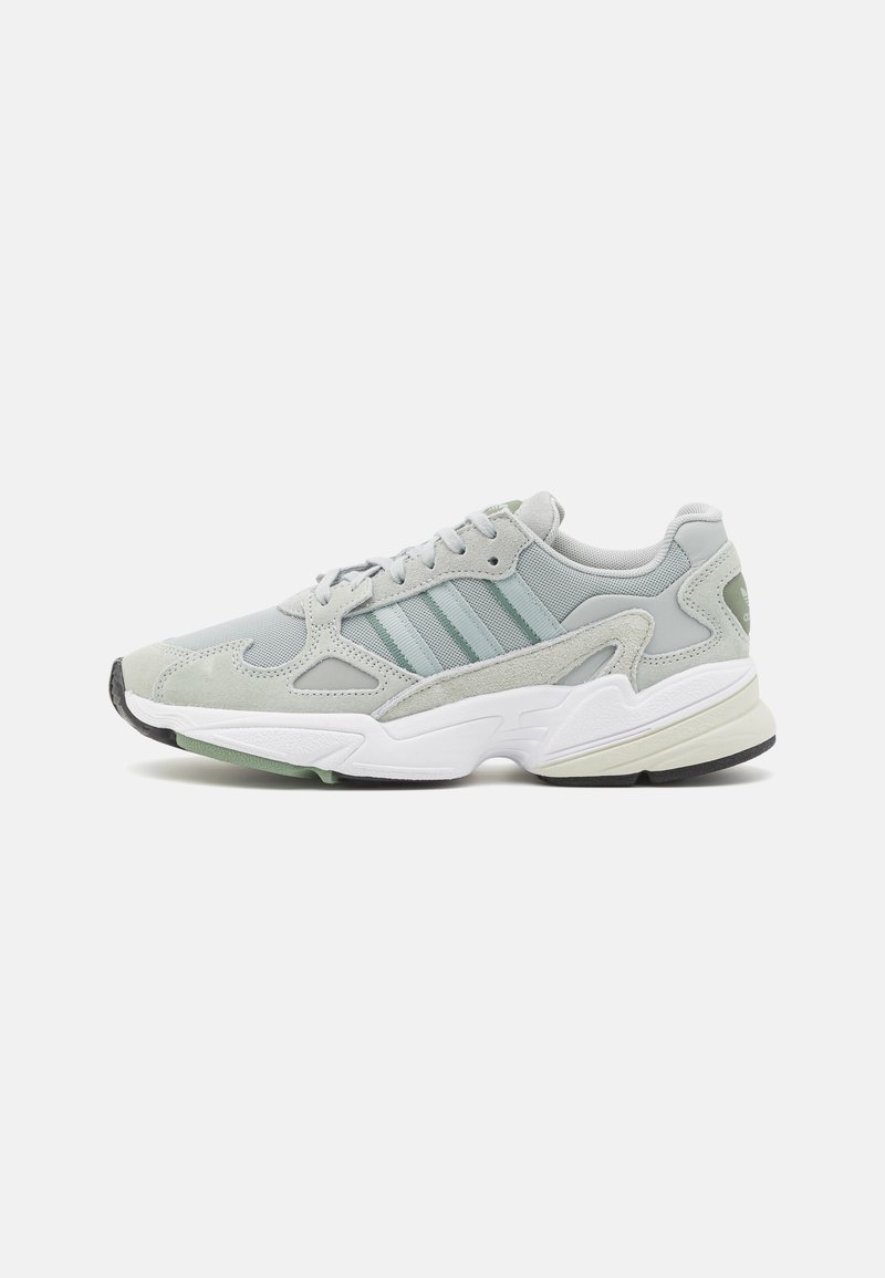 adidas Originals FALCON W - Sneaker low - silver/silver green/off white ...