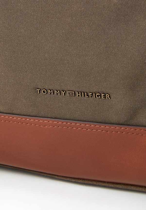 CASUAL PREP DUFFLE - Weekend bag - orbiter3