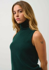Authentic Cashmere - Top