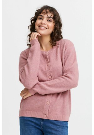 Cardigan en tricot rose à col rond, avec des poignets côtelés et cinq boutons sur le devant. Texture douce, coupe décontractée et design casual.