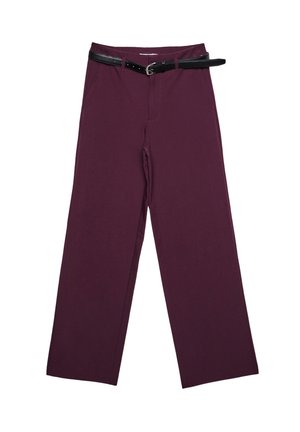 Pantalons larges, couleur bordeaux foncé, avec une ceinture noire. Fabriqués en tissu lisse avec une taille plate et des poches latérales.