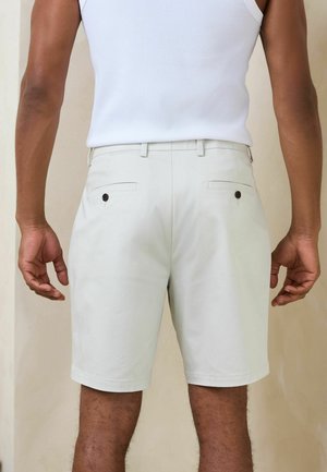 Next, REGULAR FIT - PLEATED SMART CHINO SHORTS . - Lühikesed püksid - bone