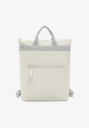 Grijze en crème draagtas gemaakt van synthetisch materiaal. Beschikt over bovenhandvatten, verstelbare schouderbanden en een voorvak met rits.