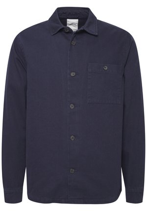 Dunkelblaues Button-Up-Hemd aus strapazierfähigem Stoff. Verfügt über einen Kentkragen, lange Ärmel und eine Brusttasche. Glatte Textur, klassisches Design.