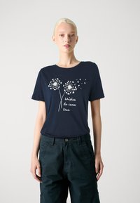 JDY JDYFLORA  - T-shirts med print - navy blazer