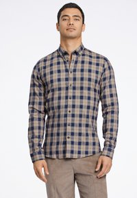 Lindbergh ULTRA SOFT CHECKED LS - Camisa - dk sand