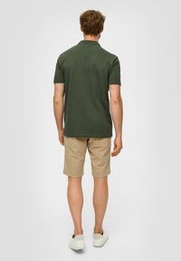 s.Oliver Poloshirt - olivgrün