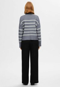 Selected Femme SLFKAMMA ROLL NECK - Pullover - medium grey melange