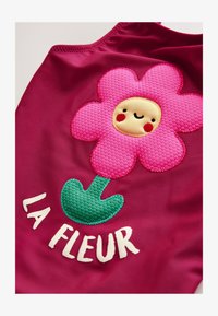 Non sélectionné, berry red