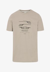 Seleccionado, bamboobeige