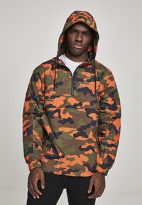 Urban Classics CAMO PULL OVER WINDBREAKER - Vjetrovka - dark green