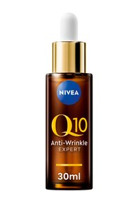 Braune Glas-Tropfflasche mit goldenen Deckel und weißem Tropfer. Merkmale blau-gelbe Etikettierung: "NIVEA Q10 Anti-Falten EXPERT," 30ml.