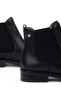 Pikolinos PUERTOLLANO Ankelstøvler black/sort
