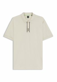 Unselected, open white eleven