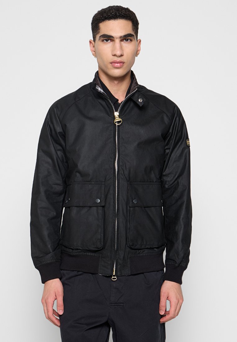Barbour International Lichte jas zwart