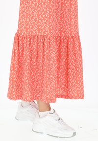 Seaside MAINE LONG W - Maxinederdele - blush flower