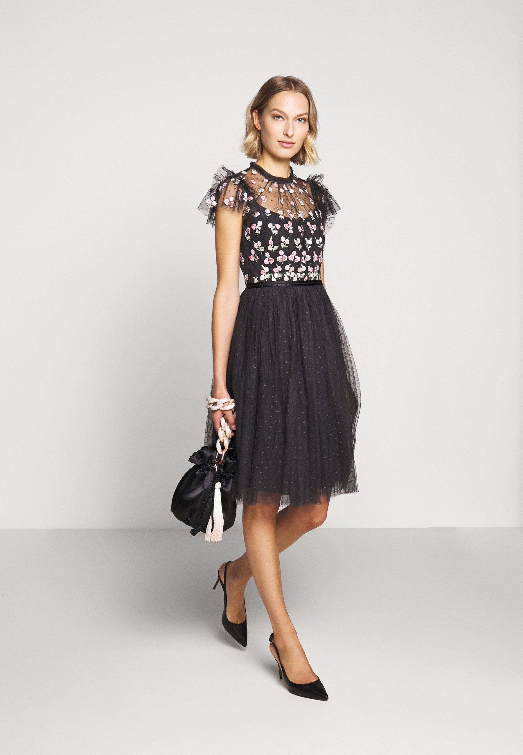 needle and thread rococo