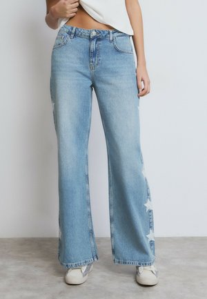 ESTRELLAS LATERAL - Jean boyfriend - azul claro