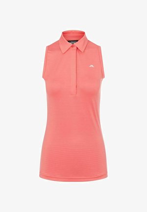Ermeløs polo shirt i koralfarve med et struktureret design, krave og to knapper. Inkluderer et lille hvidt logo på brystet.