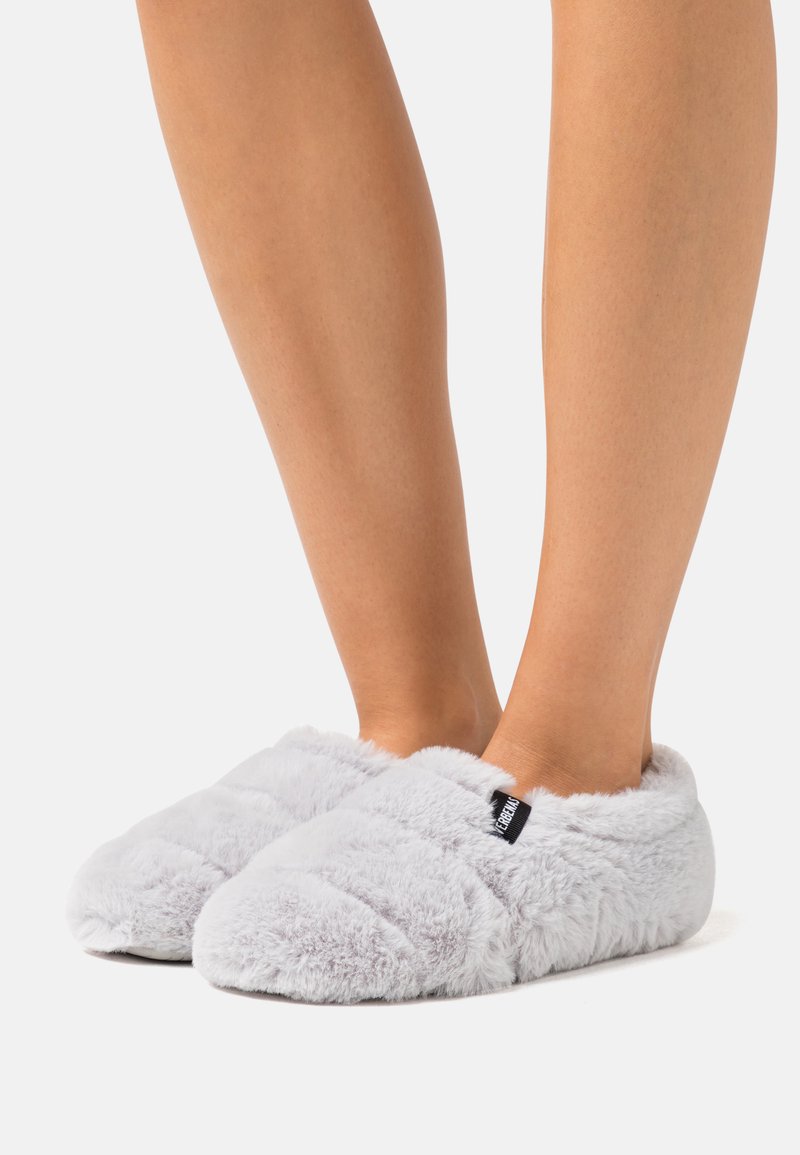 VERBENAS YALE Slippers Groseto perla light Grey Zalando de